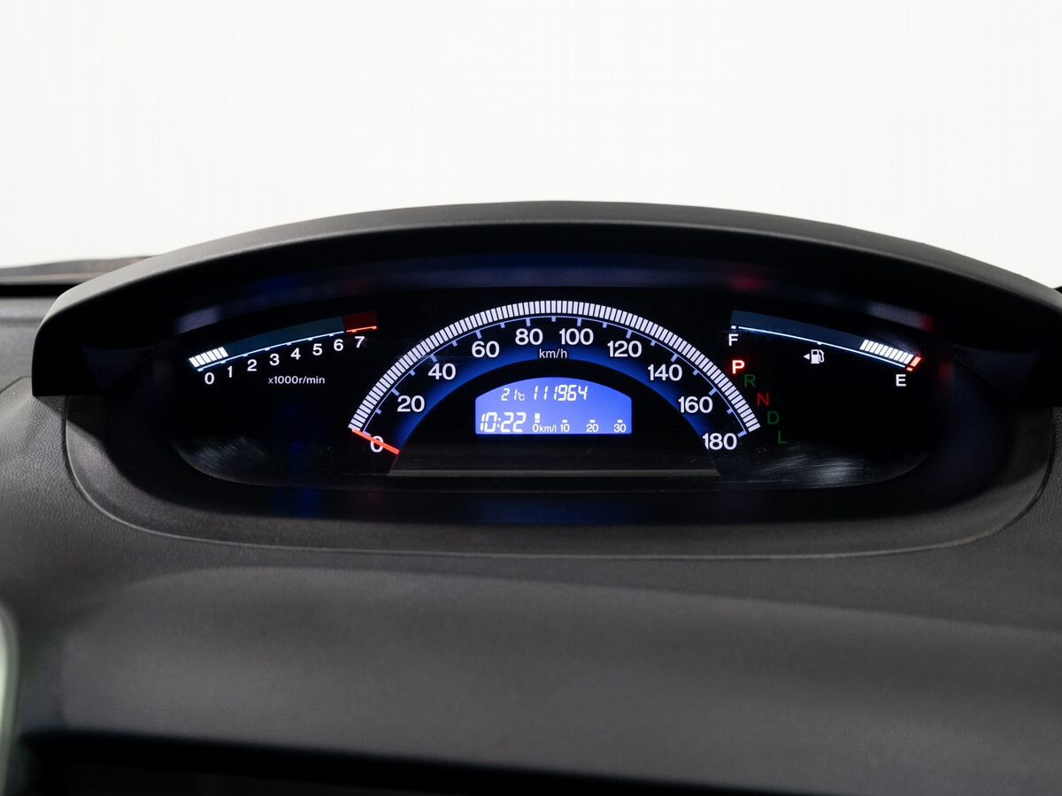 Honda Freed 2014 - фото автомобиля
