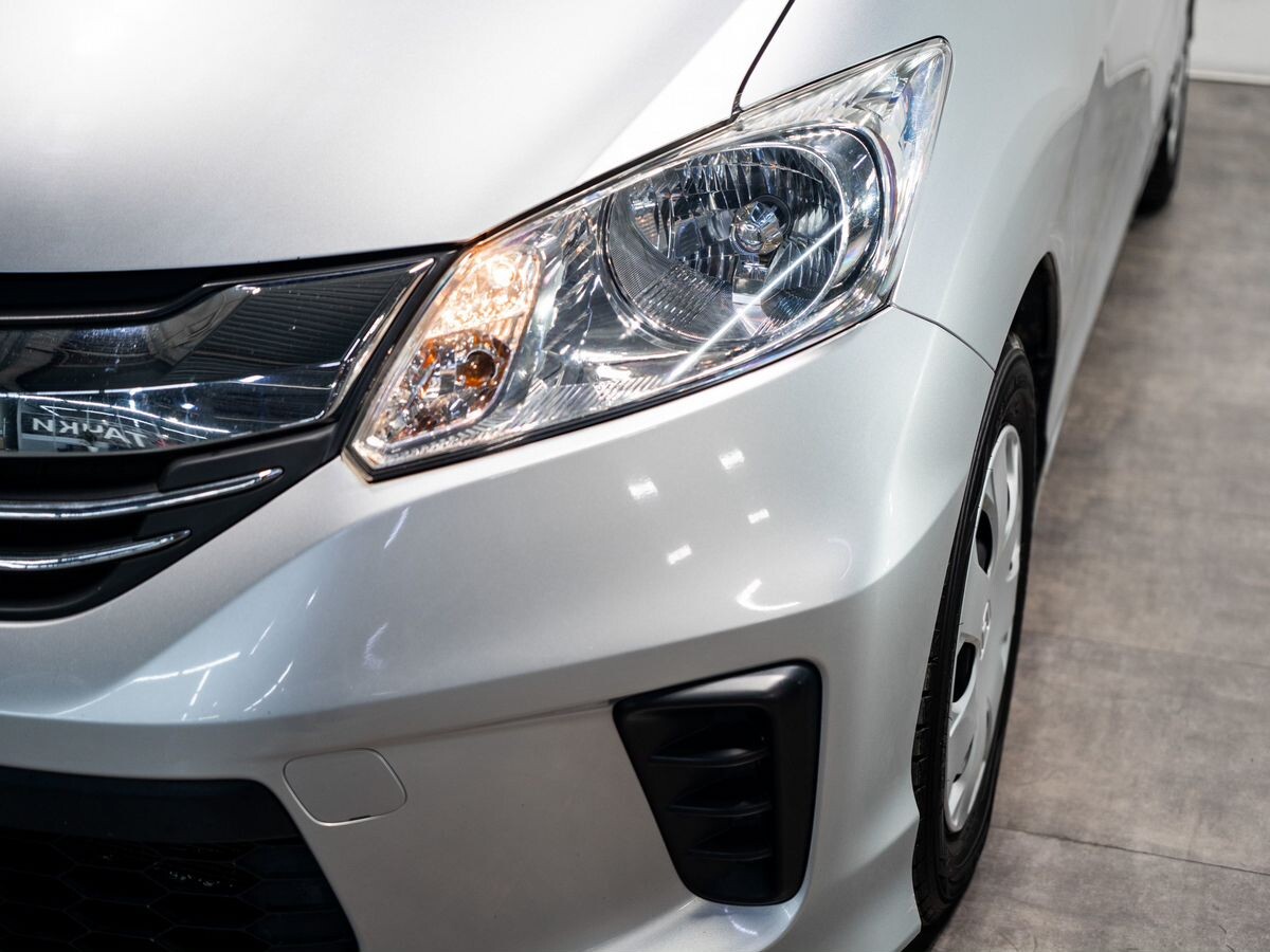 Honda Freed 2014 - фото автомобиля
