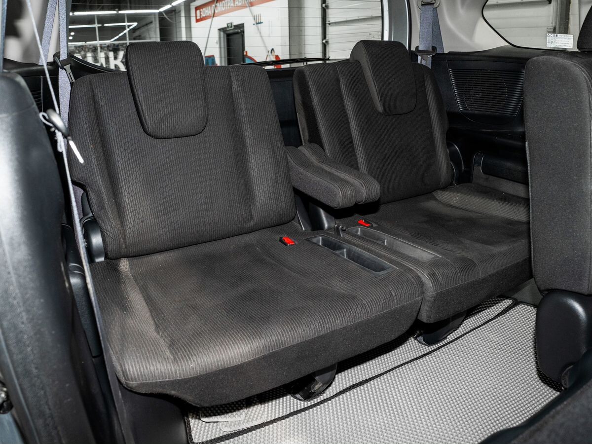 Honda Freed 2014 - фото автомобиля