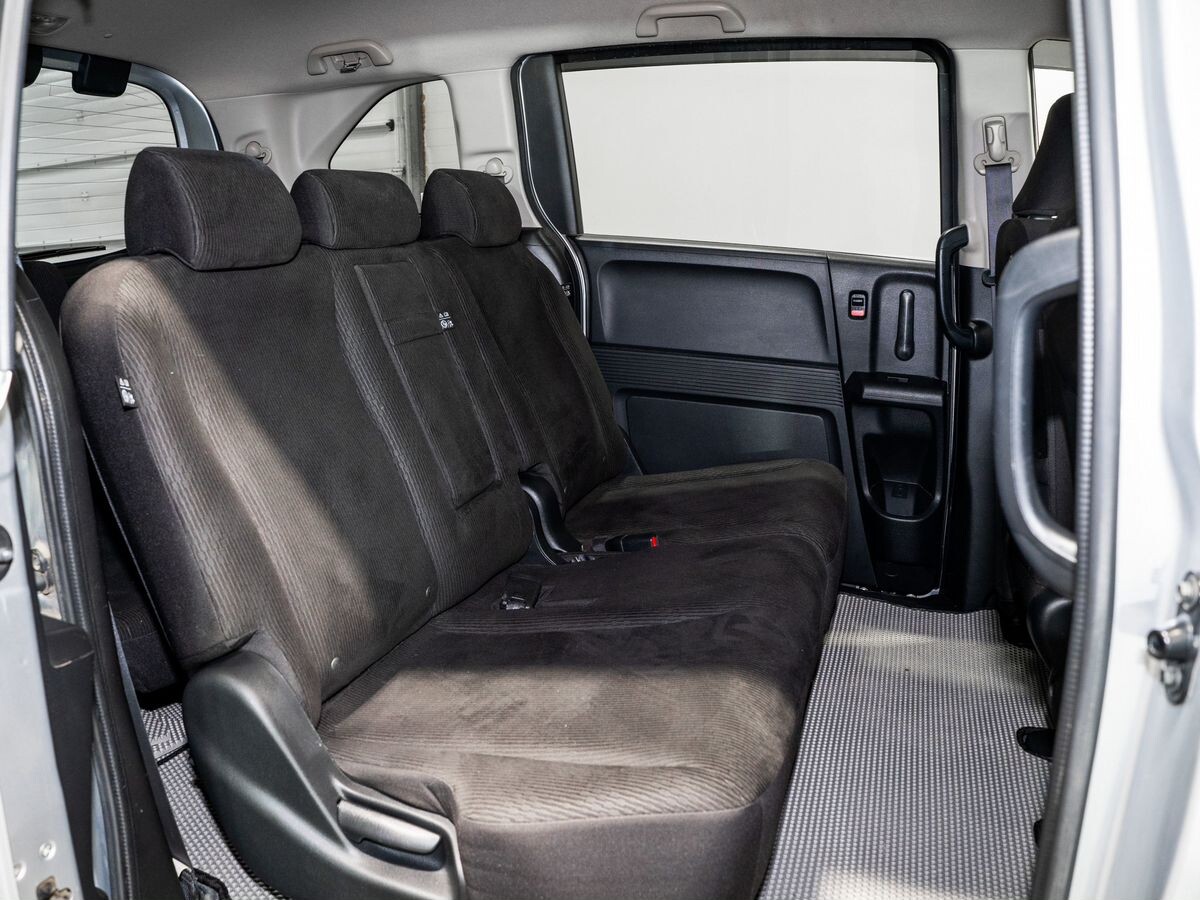 Honda Freed 2014 - фото автомобиля