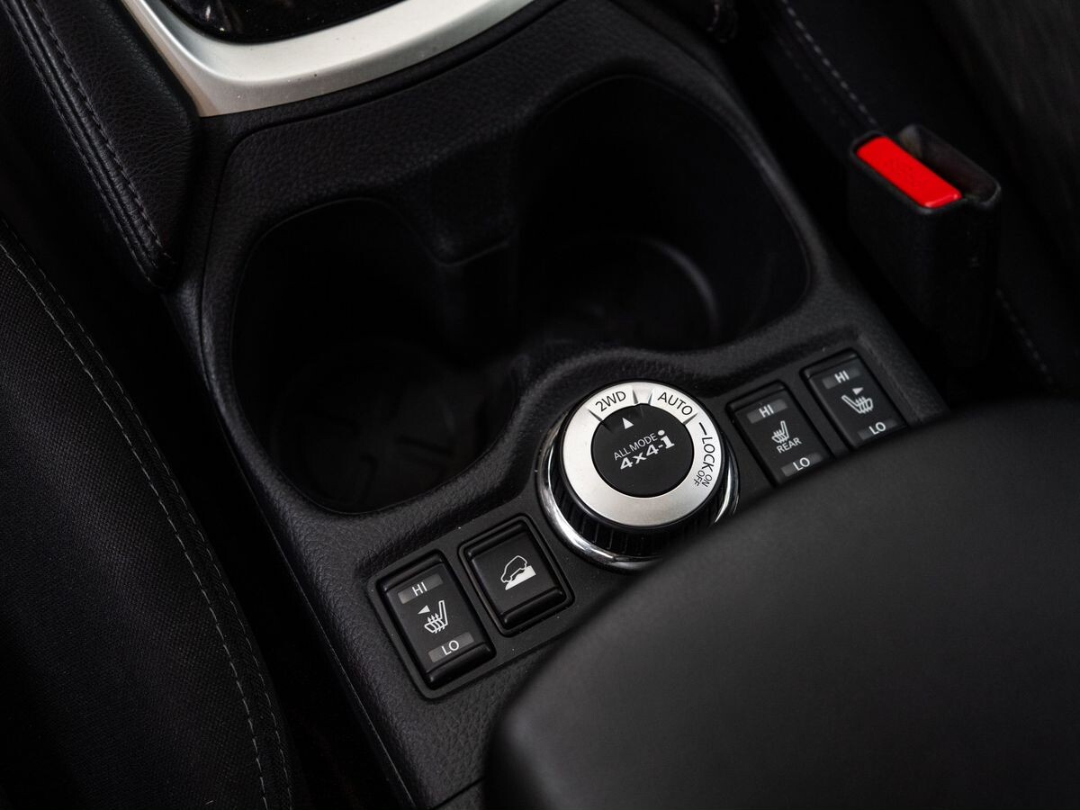 Nissan X-Trail 2018 - фото автомобиля