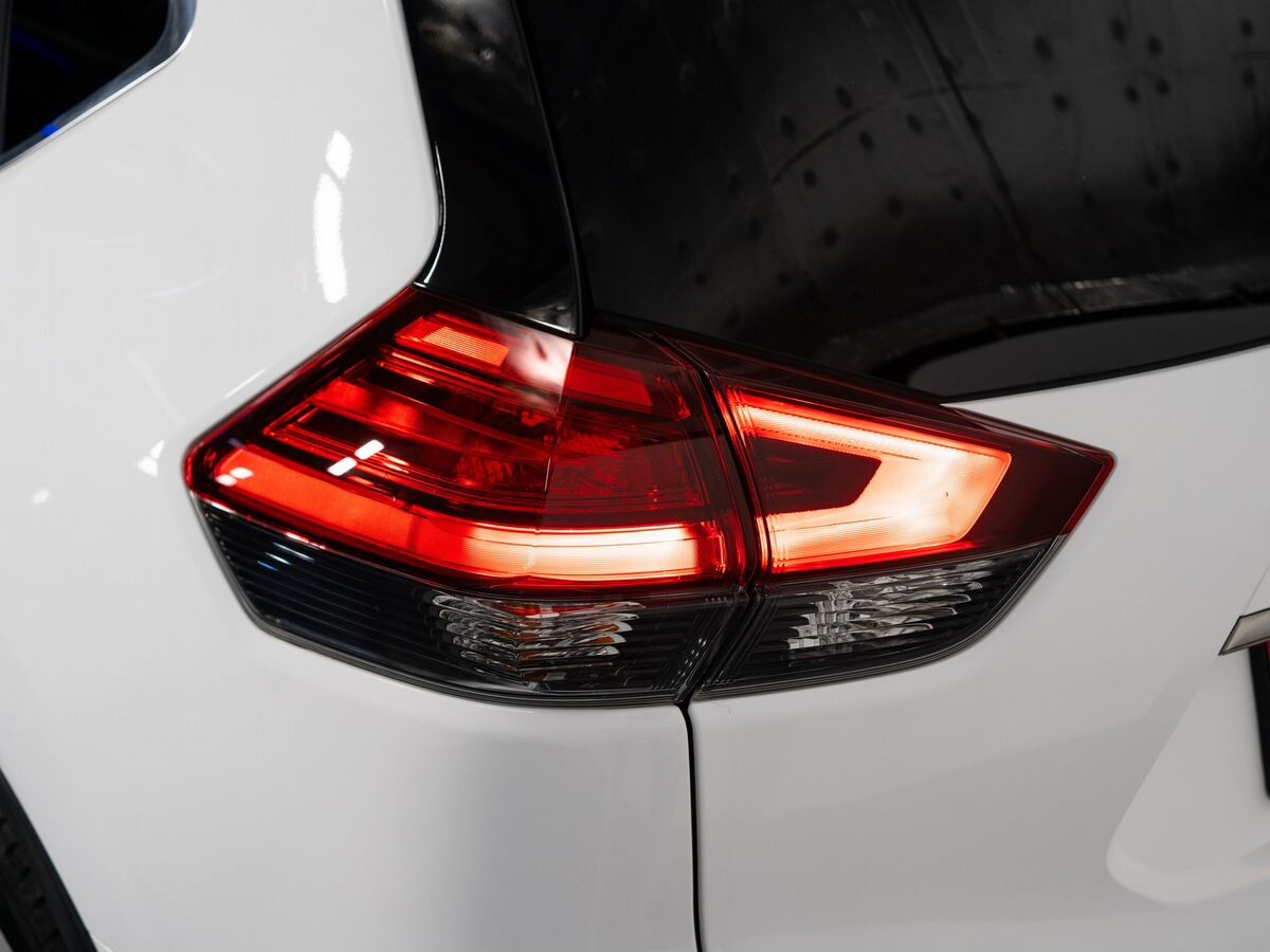 Nissan X-Trail 2018 - фото автомобиля