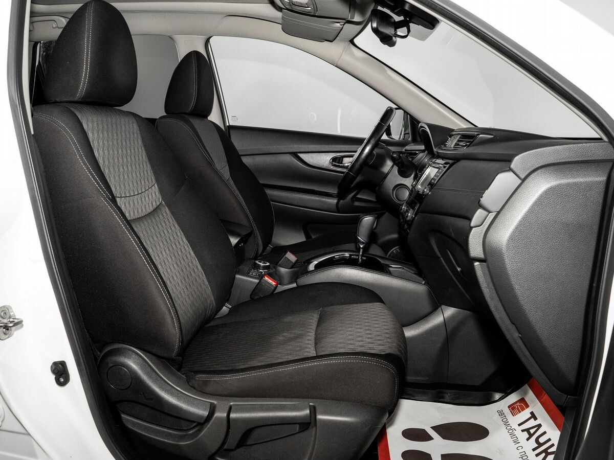 Nissan X-Trail 2018 - фото автомобиля