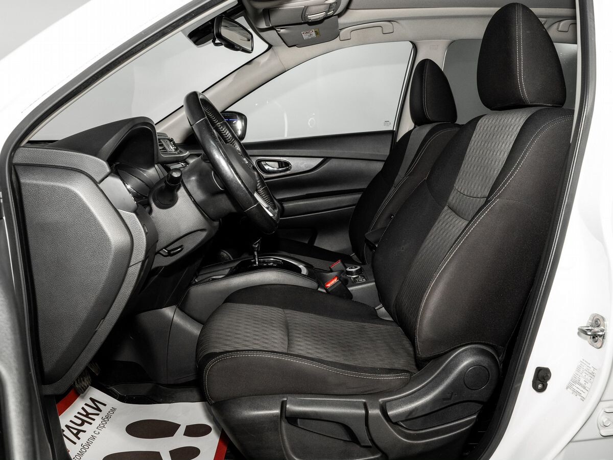 Nissan X-Trail 2018 - фото автомобиля