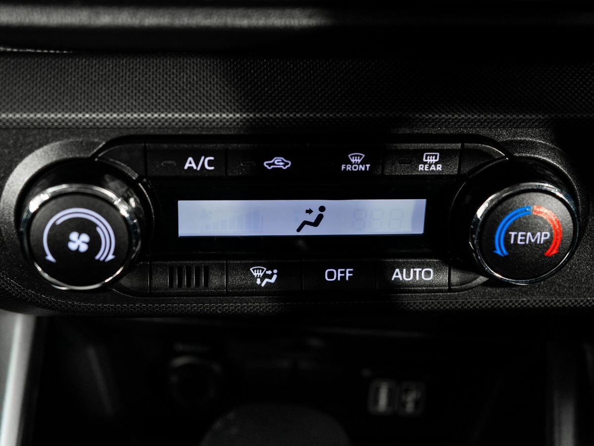 Toyota Raize 2023 - фото автомобиля