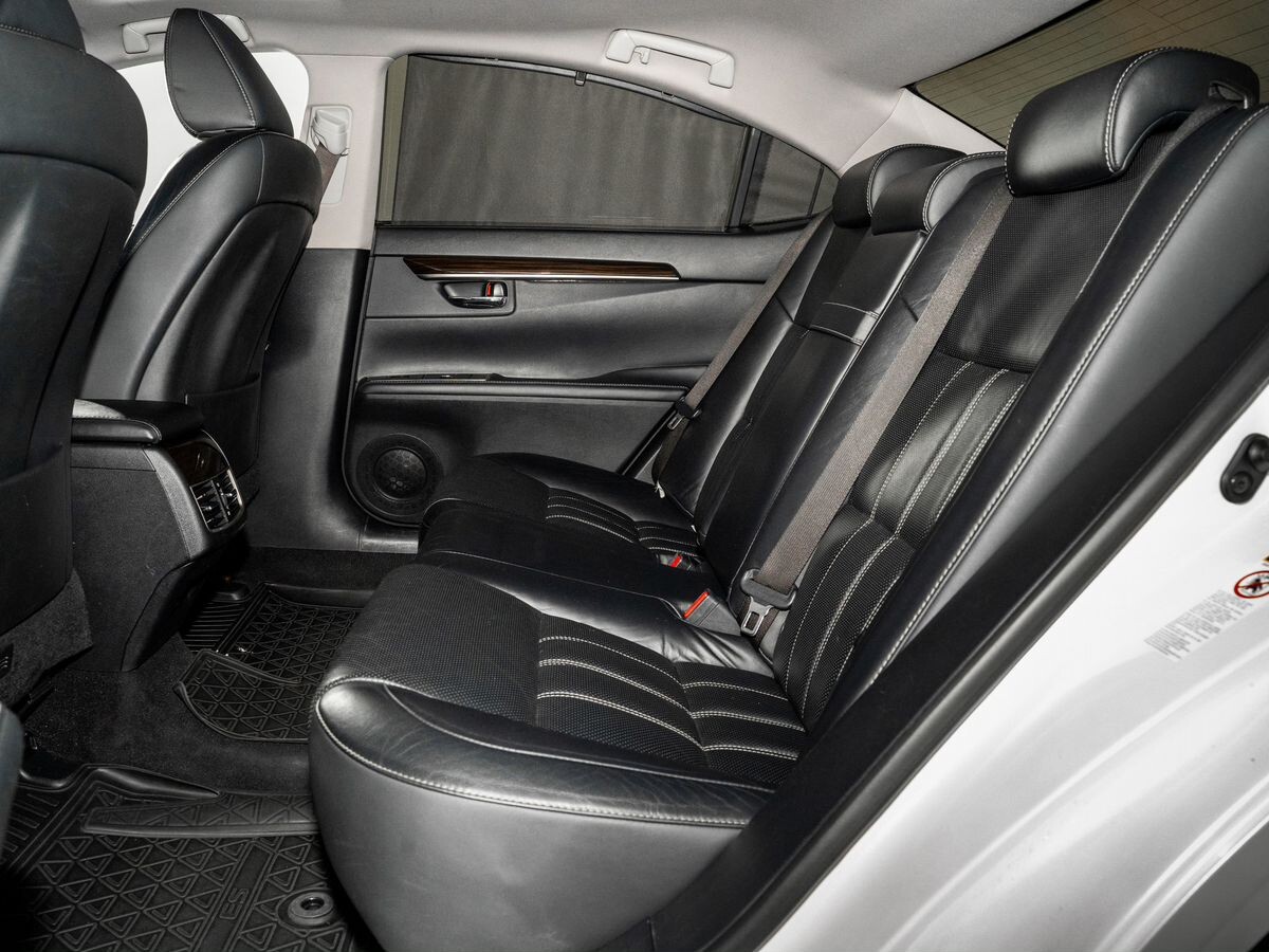 Lexus ES250 2015 - фото автомобиля