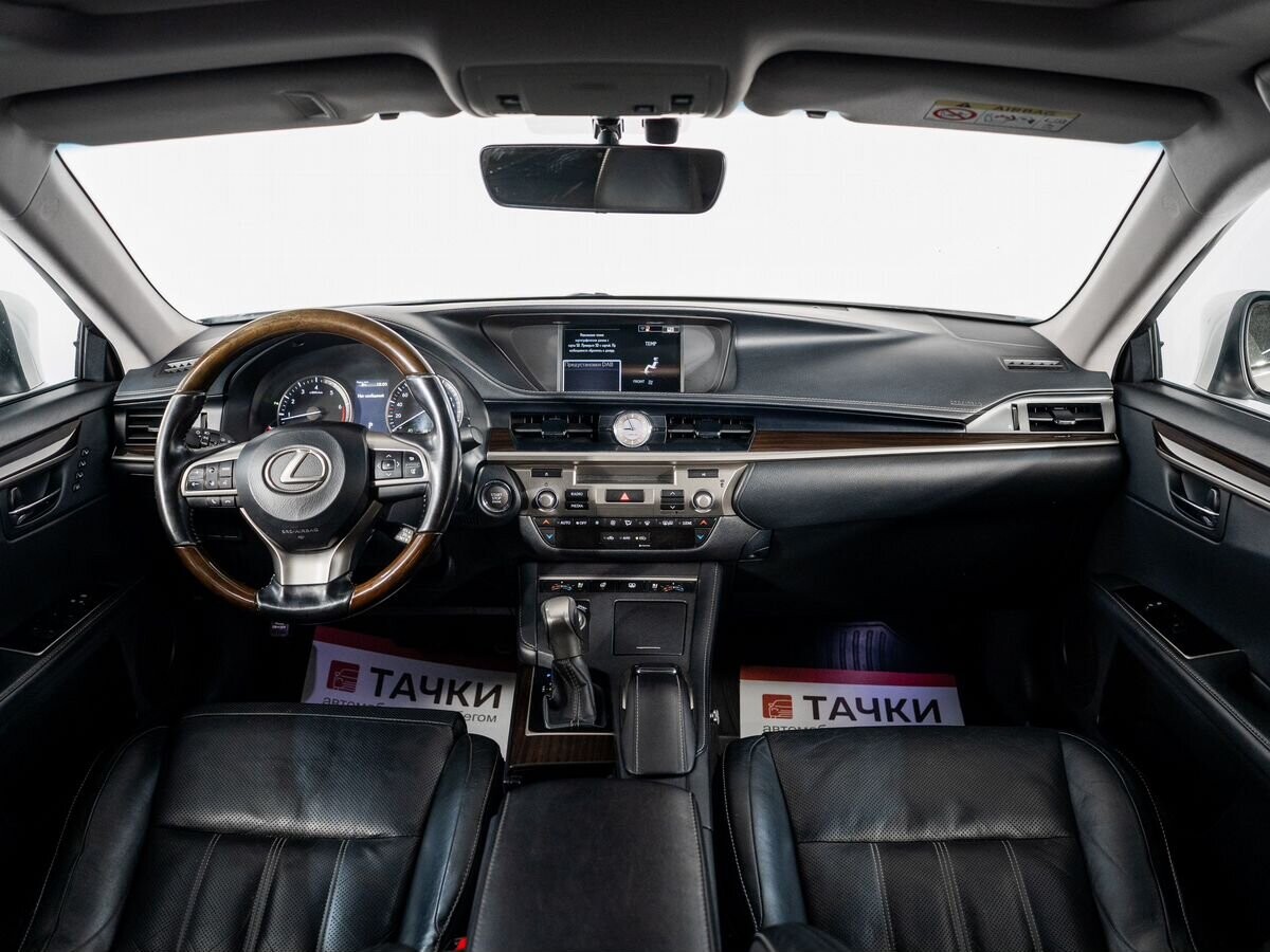 Lexus ES250 2015 - фото автомобиля