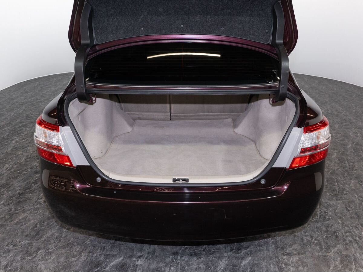 Toyota Premio 2010 - фото автомобиля