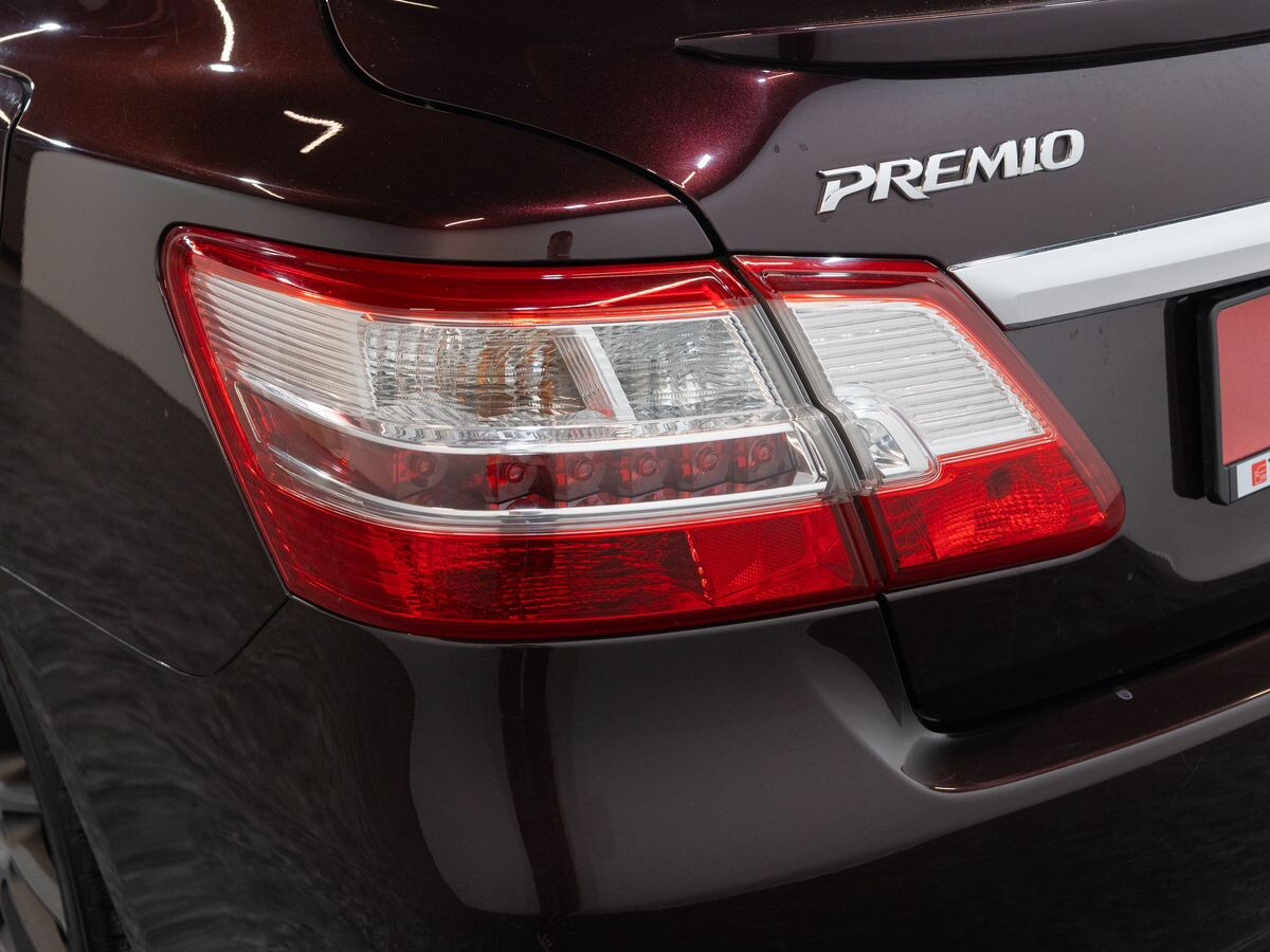 Toyota Premio 2010 - фото автомобиля