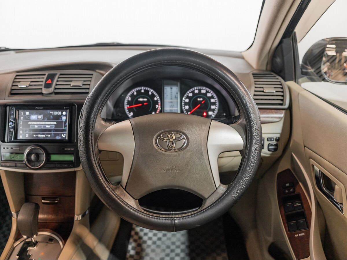 Toyota Premio 2010 - фото автомобиля