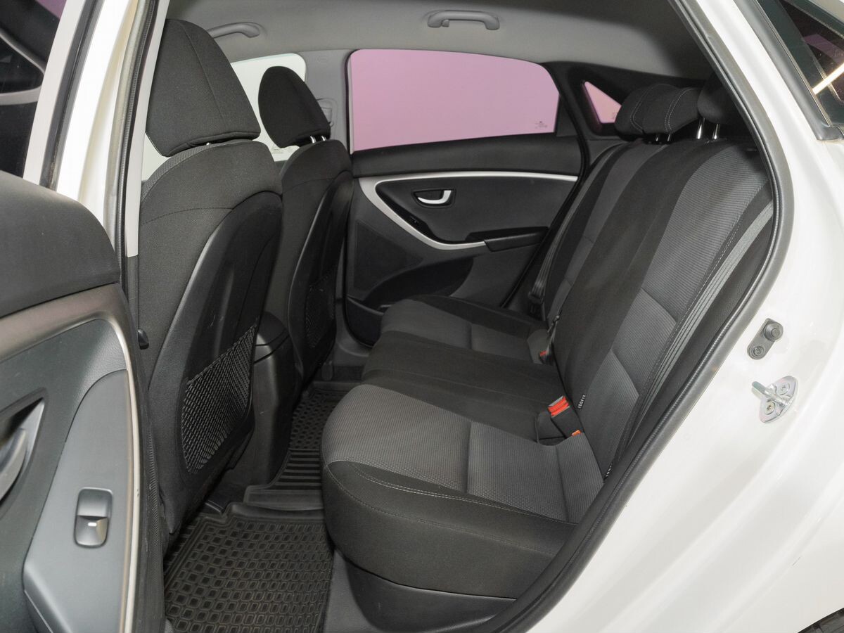 Hyundai i30 2012 - фото автомобиля