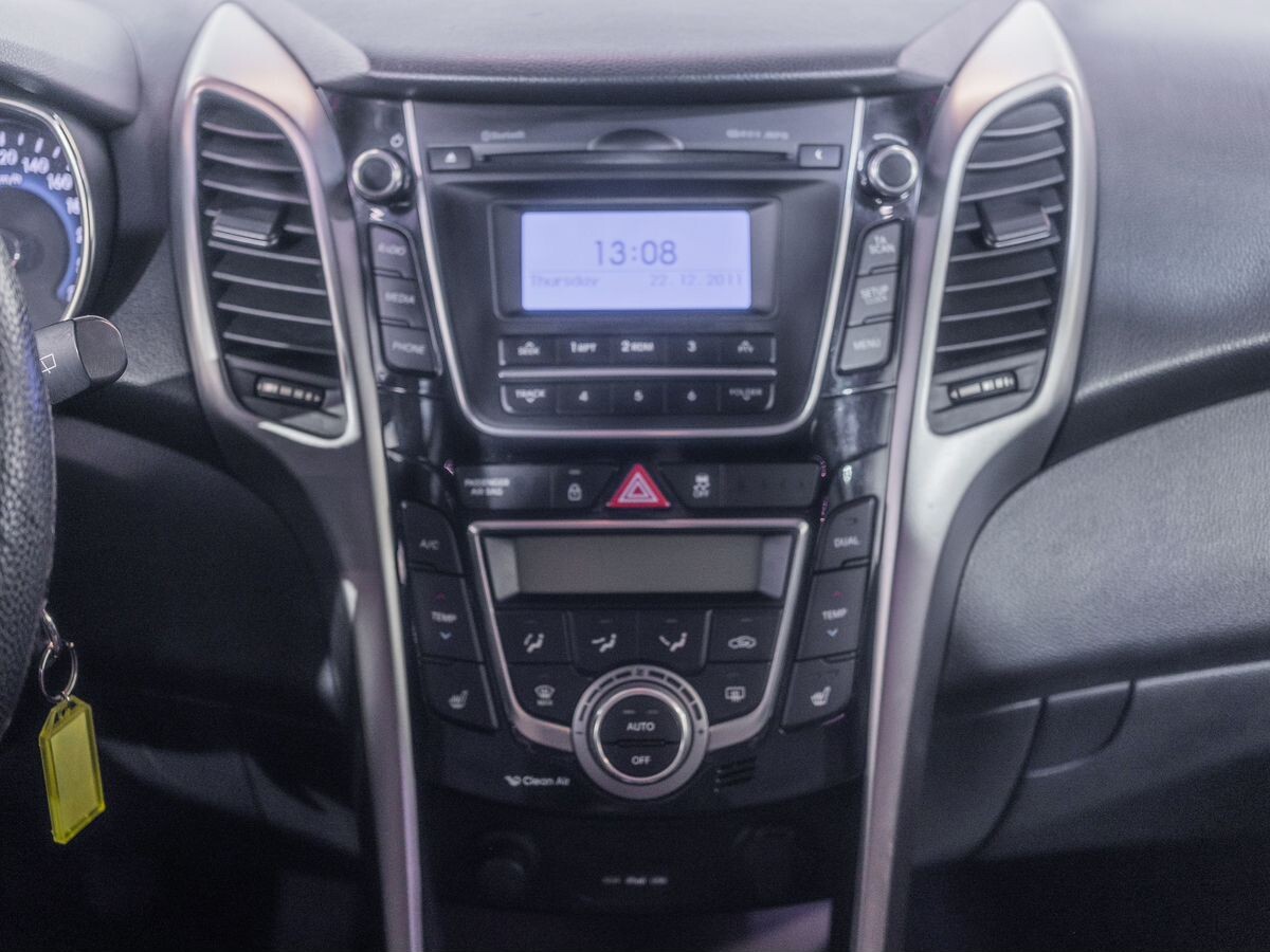 Hyundai i30 2012 - фото автомобиля