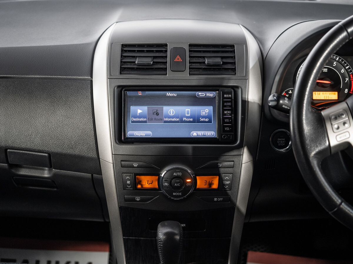 Toyota Corolla Fielder 2011 - фото автомобиля