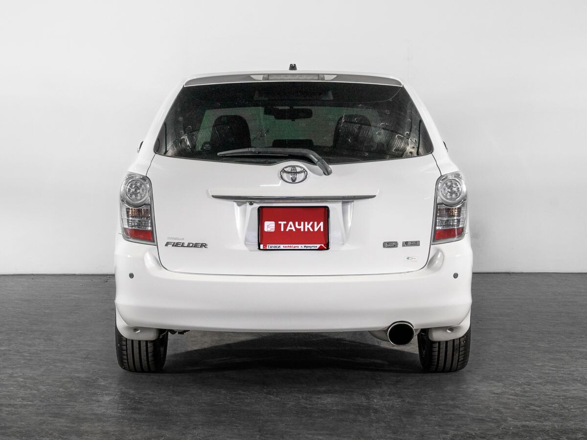 Toyota Corolla Fielder 2011 - фото автомобиля