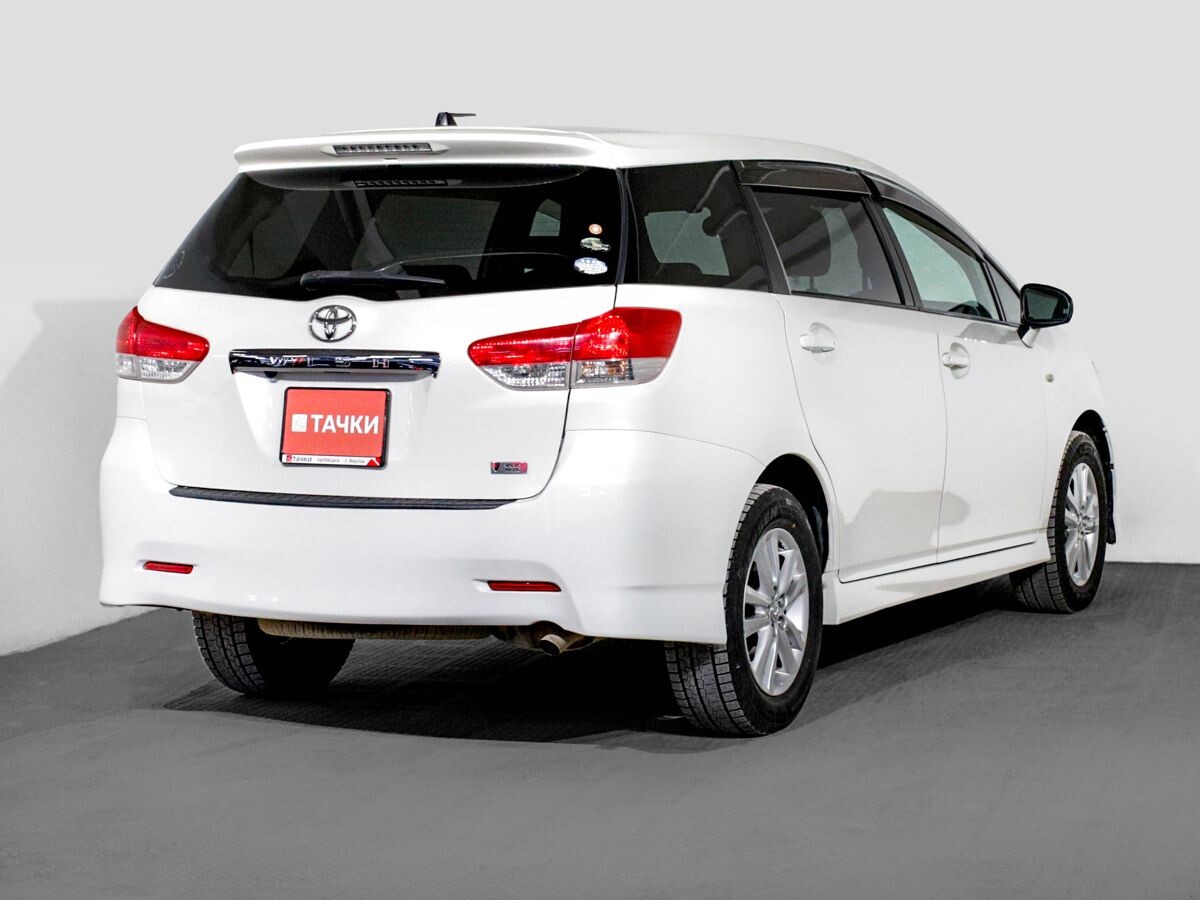 Toyota Wish 2010 - фото автомобиля