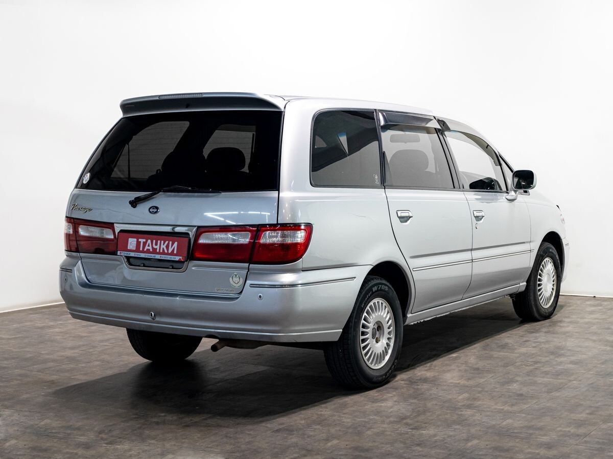 Nissan Presage 2000 - фото автомобиля