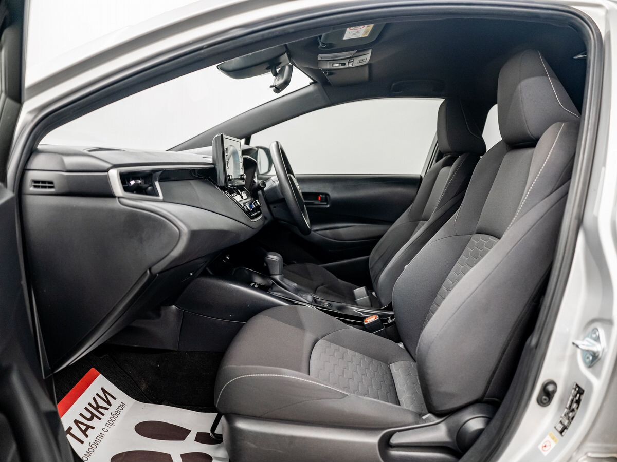 Toyota Corolla 2020 - фото автомобиля